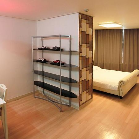 Lake & Stay Goyang Ngoại thất bức ảnh