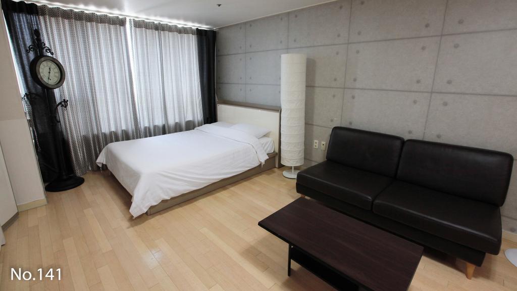 Lake & Stay Goyang Ngoại thất bức ảnh