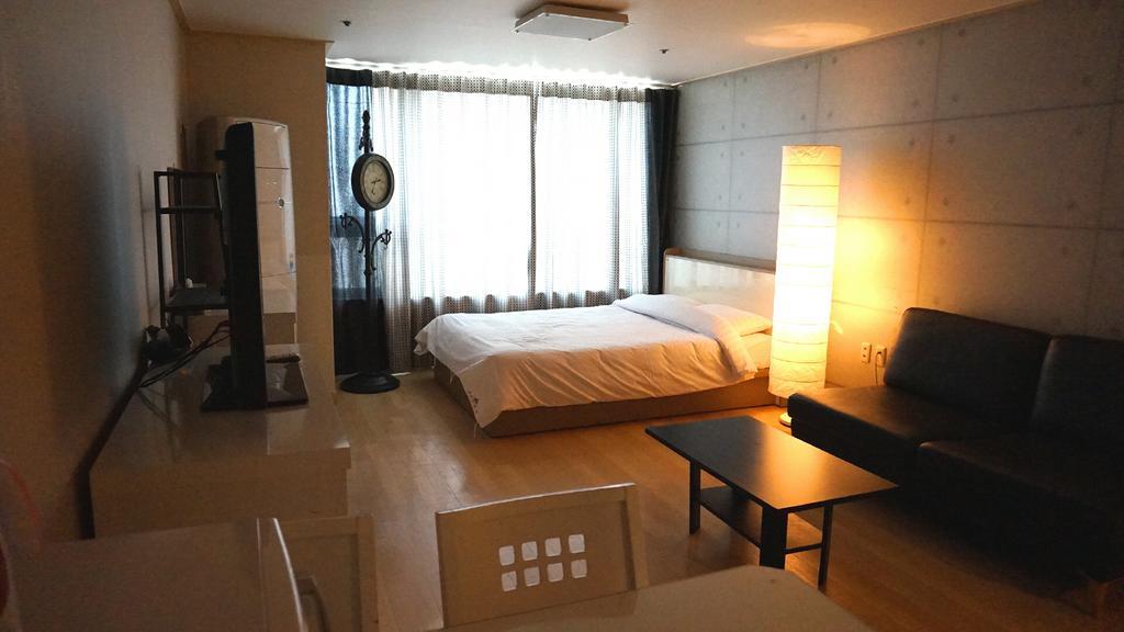 Lake & Stay Goyang Ngoại thất bức ảnh