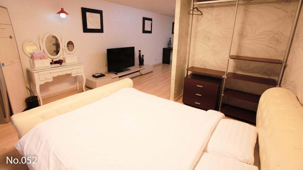 Lake & Stay Goyang Ngoại thất bức ảnh